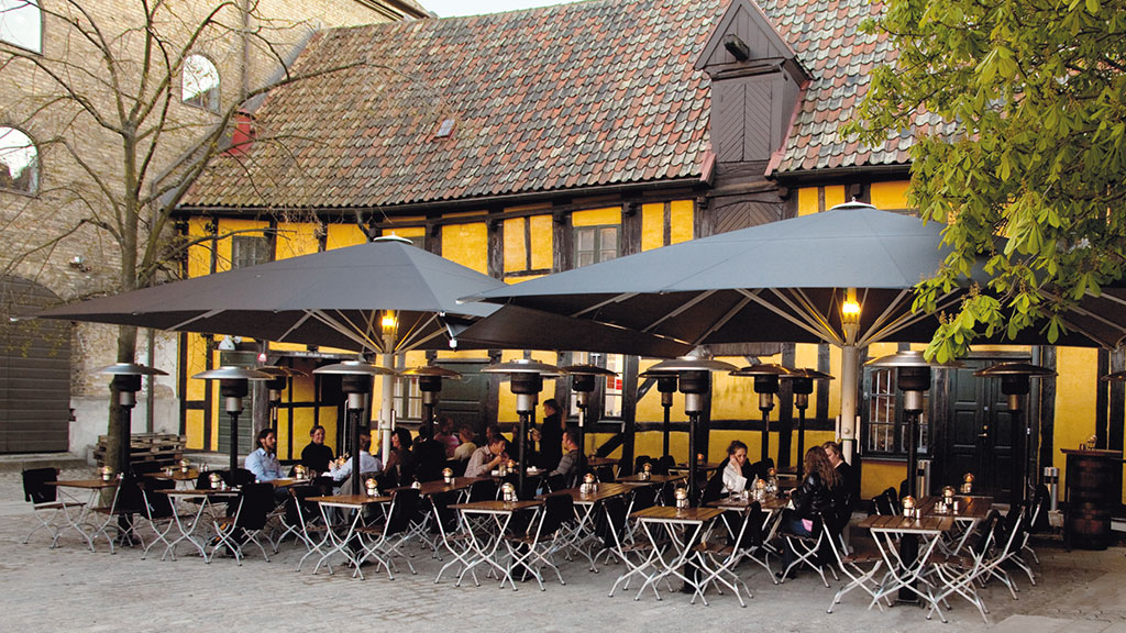 Jumbrella XL Premium Sonnenschutz Lösungen im XL Format Premium Sonnenschutz Lösungen im XL Format für Gastronomie Außenbereiche von Bahama