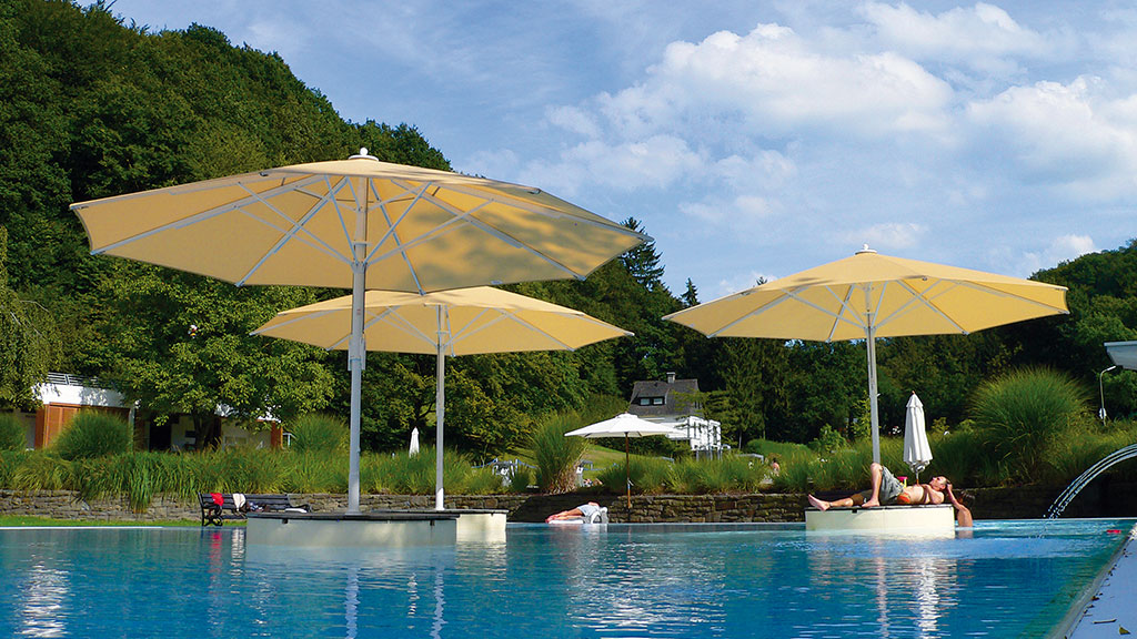 Jumbrella von Bahama - Die Sonnenschutz-Lösunge für Pools und Terrassen Jumbrella von Bahama - Die Sonnenschutz-Lösunge für Pools und Terrassen