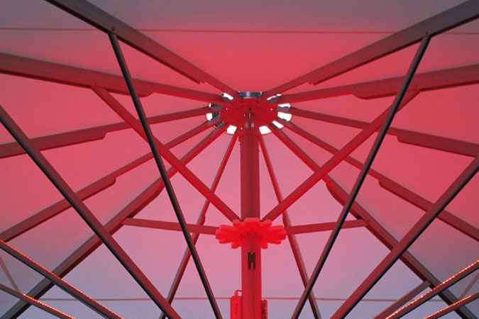 Jumbrella-XL-LED-Beleuchtung-Detail-Bahama-de LED Beleuchtung Jumbrella XL