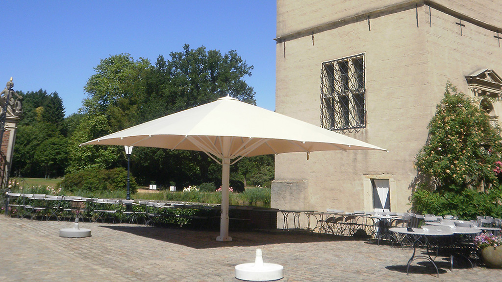 Bahama Magnum mit der größten überspannten Fläche und vielen Zusatzausstattungen